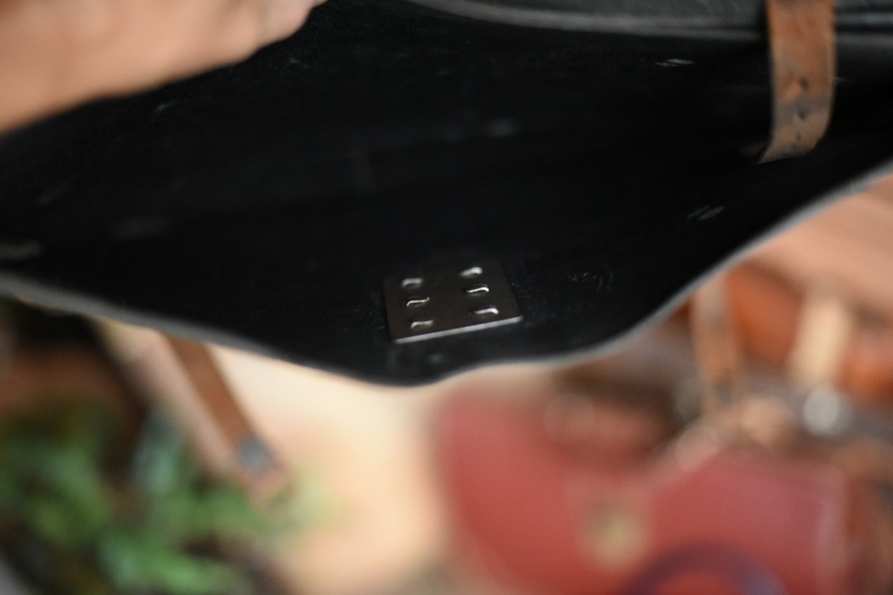 100400 ヴィンテージ　バッグ　ブリーフケース 　破れ有り　MADE IN ENGLAND