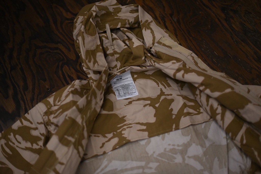 106580 180/96 英国軍　実物 新品 WINDPROOF コンバット スモック デザートDPM　カモ
