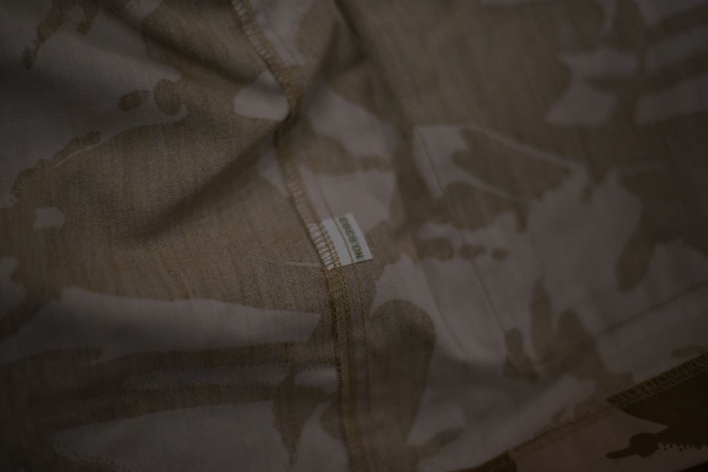 106580 180/96 英国軍　実物 新品 WINDPROOF コンバット スモック デザートDPM　カモ