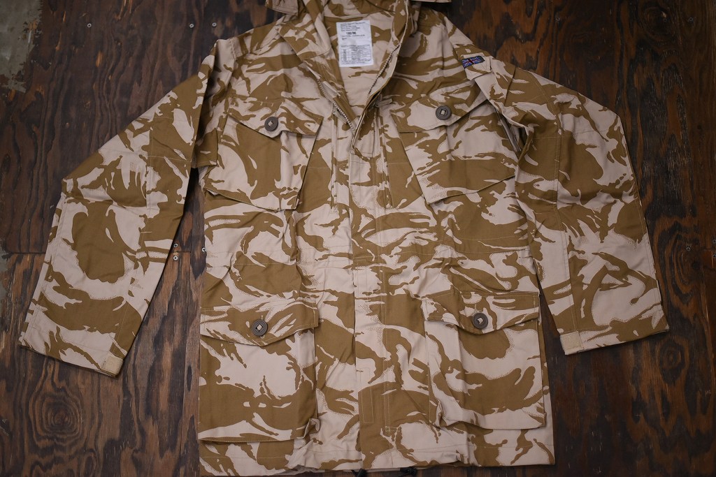 106580 180/96 英国軍　実物 新品 WINDPROOF コンバット スモック デザートDPM　カモ
