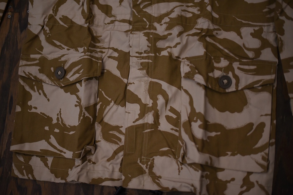106580 180/96 英国軍　実物 新品 WINDPROOF コンバット スモック デザートDPM　カモ