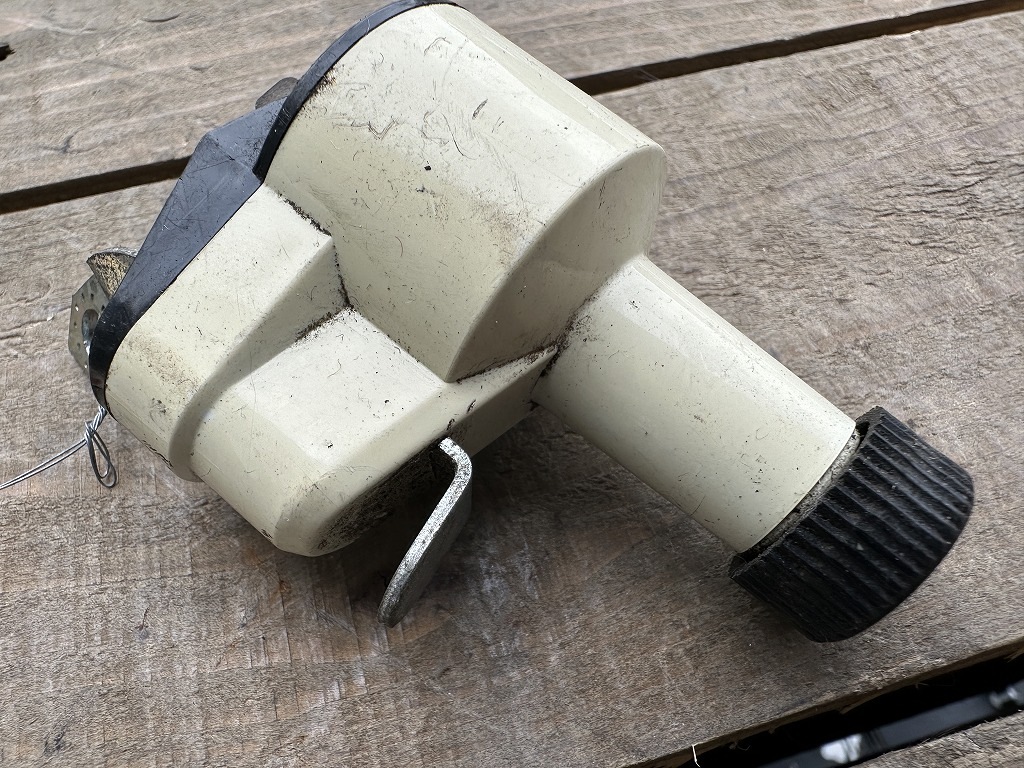 107732 「Modele Depose」 ダイナモ　6V-3W-J8 自転車 ヴィンテージ パーツ MADE IN FRANCE