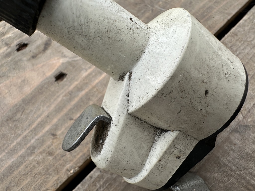 107732 「Modele Depose」 ダイナモ　6V-3W-J8 自転車 ヴィンテージ パーツ MADE IN FRANCE