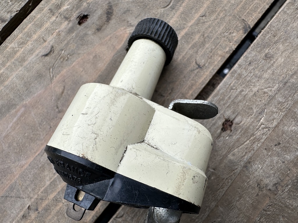 107732 「Modele Depose」 ダイナモ　6V-3W-J8 自転車 ヴィンテージ パーツ MADE IN FRANCE