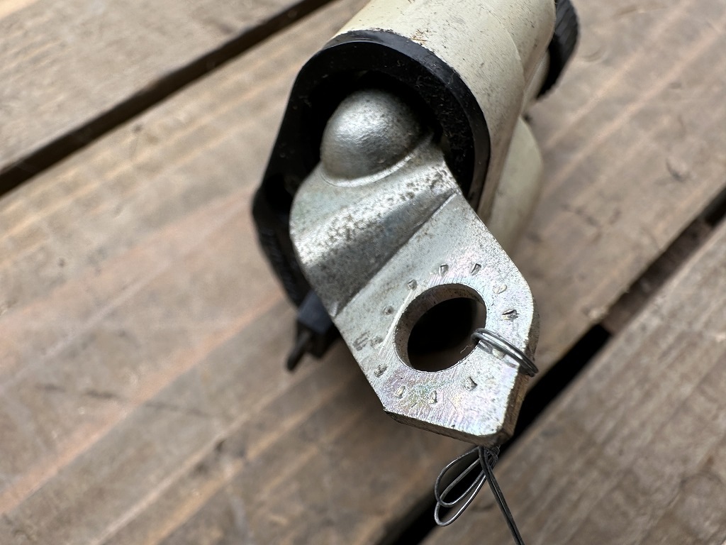 107732 「Modele Depose」 ダイナモ　6V-3W-J8 自転車 ヴィンテージ パーツ MADE IN FRANCE