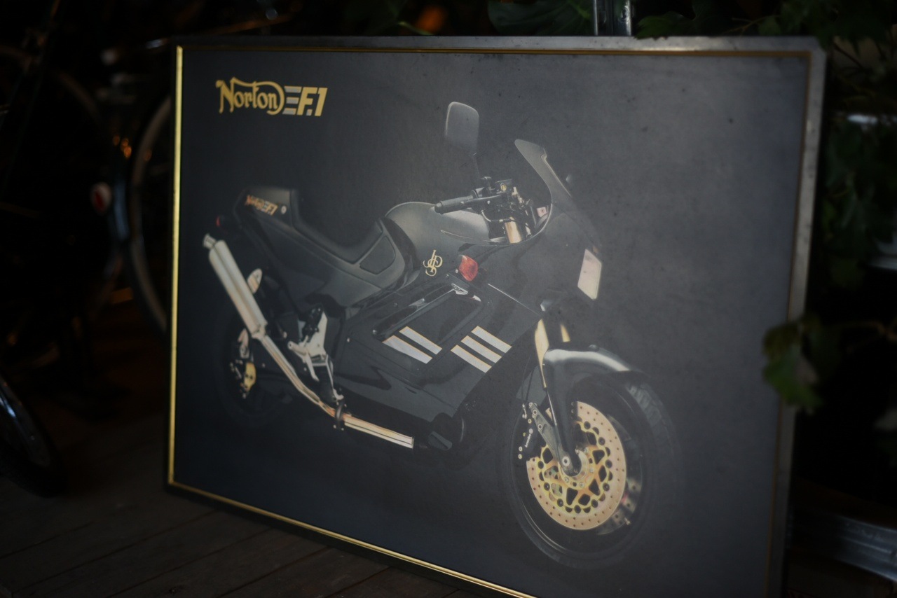 2057  ヴィンテージ　ウッドフレーム NORTON パネル