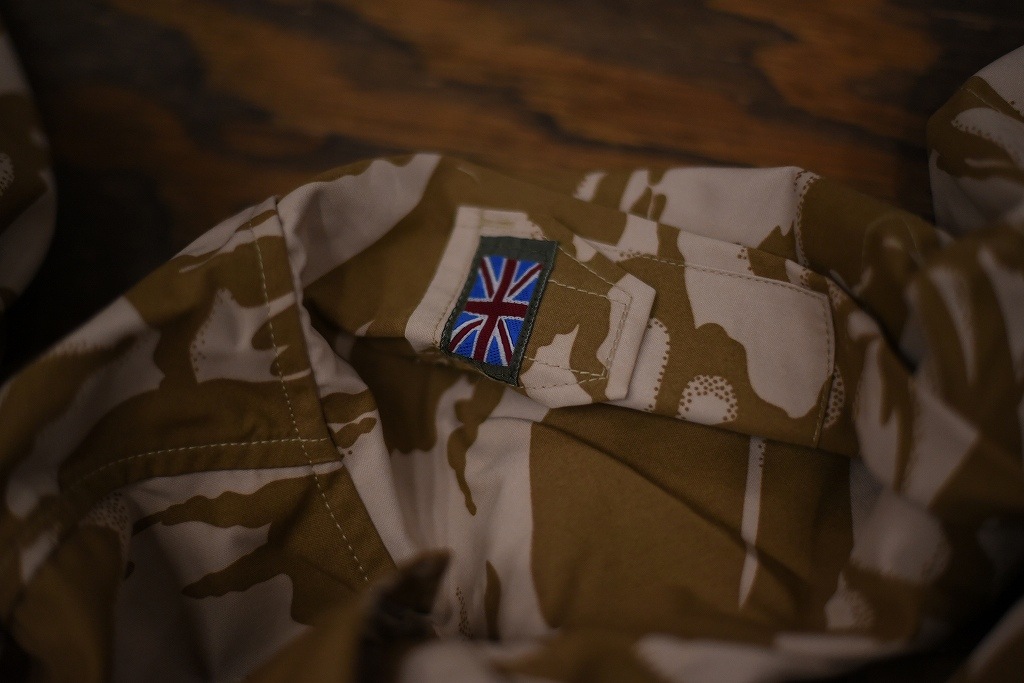 106581 180/96 英国軍 実物 新品 WINDPROOF コンバット スモック デザートDPM カモ