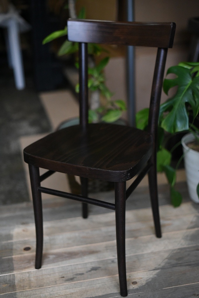 104845 USED TON CHAIR　中古