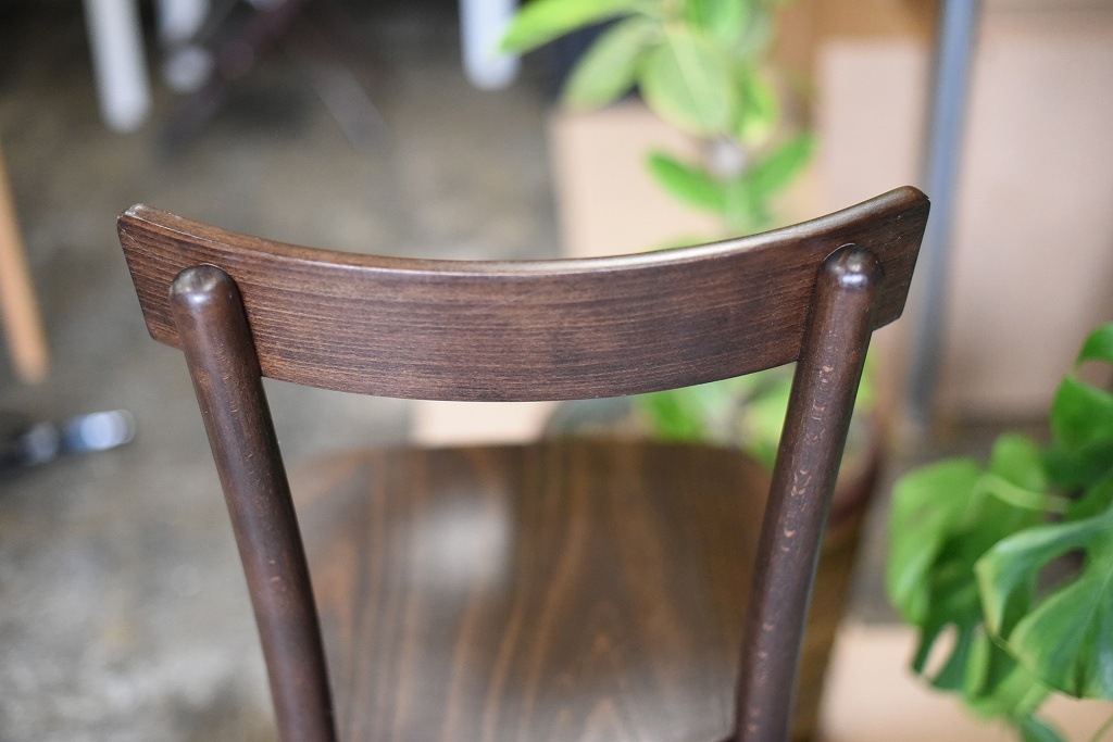 104845 USED TON CHAIR　中古