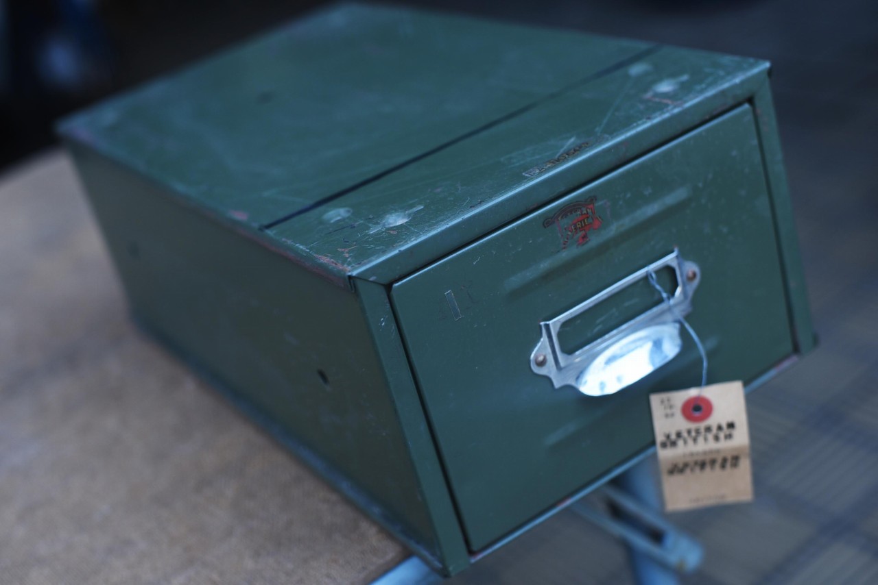 UK VETERAN SERIES BRITISH MADE インダストリアル スチールキャビネット 英国 101550