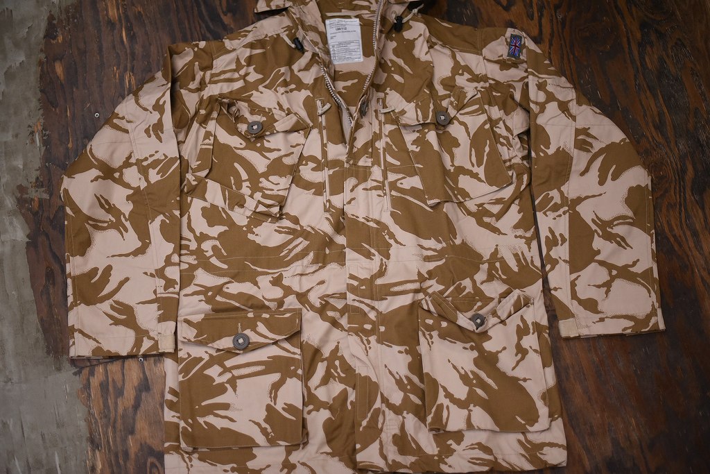 106582 180/112 英国軍　実物 新品 WINDPROOF コンバット スモック デザートDPM　カモ