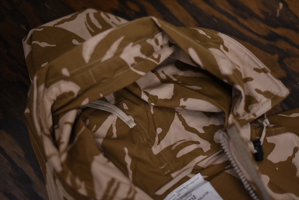 106582 180/112 英国軍　実物 新品 WINDPROOF コンバット スモック デザートDPM　カモ