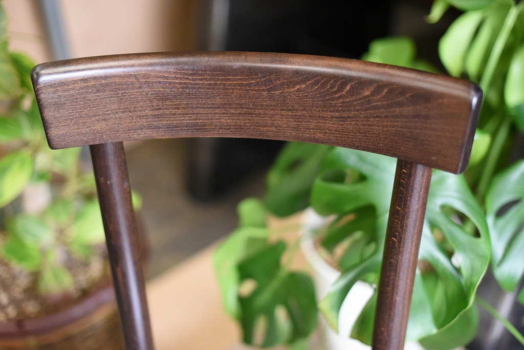 104850 USED TON CHAIR 中古