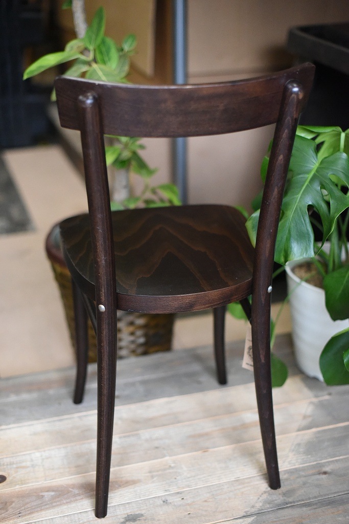 104850 USED TON CHAIR 中古