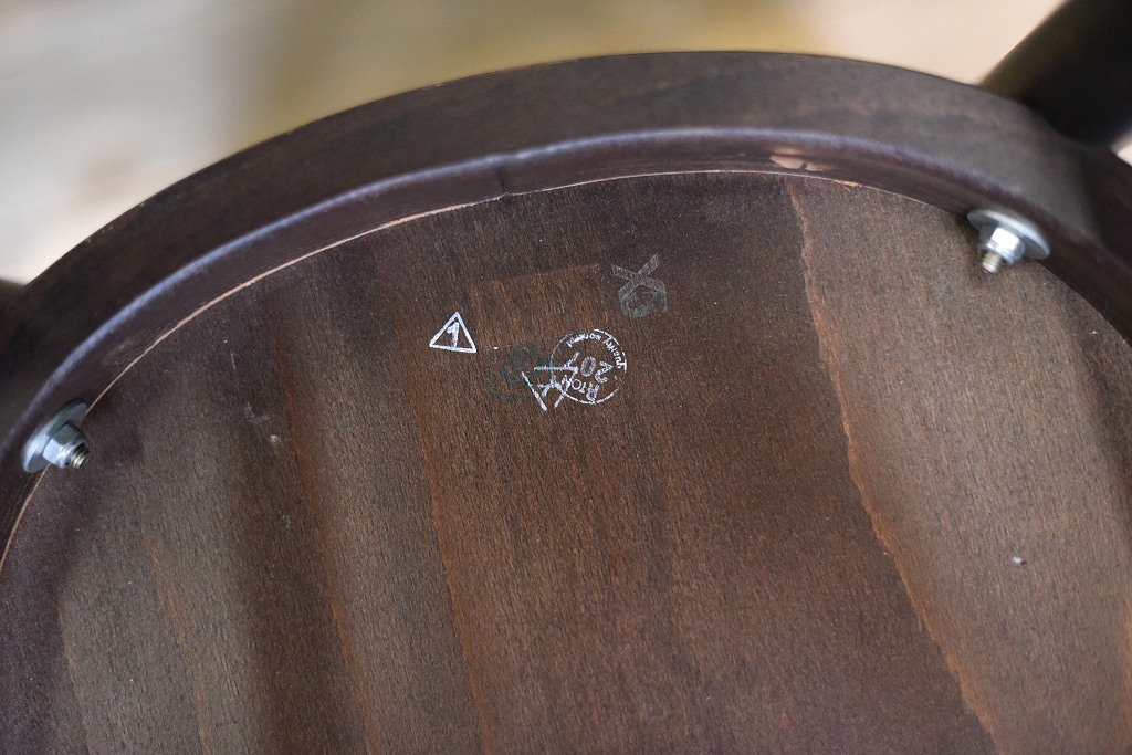104850 USED TON CHAIR 中古
