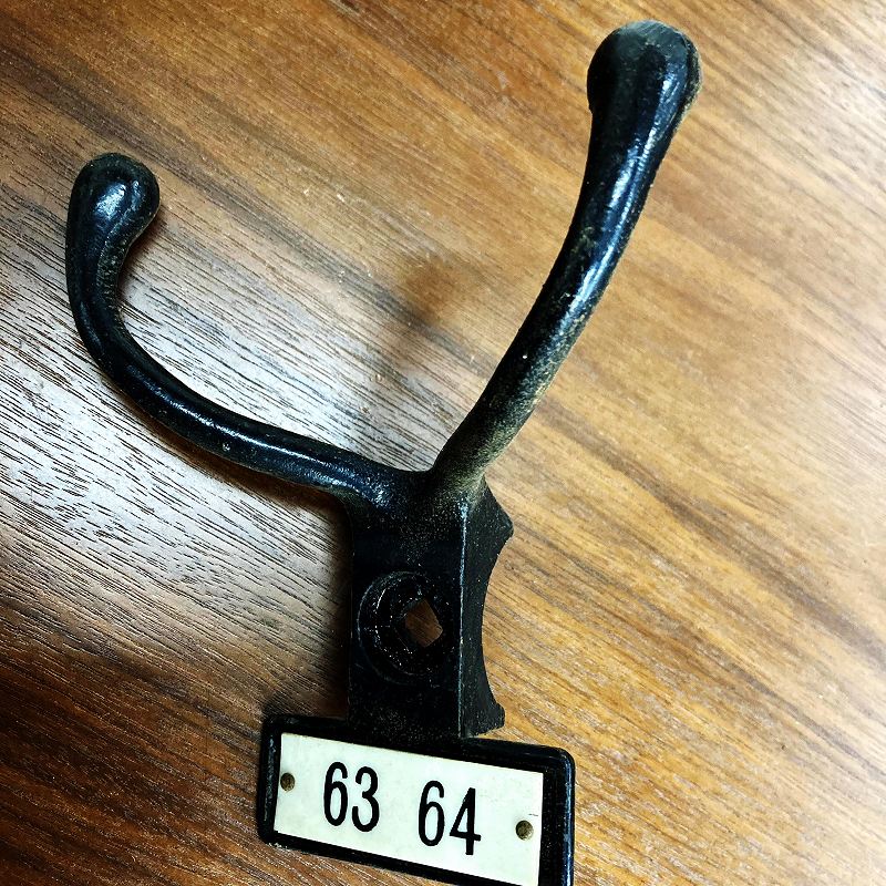 A0022 ヴィンテージ アイアン フック　ウォールハンガー　ダブルフック