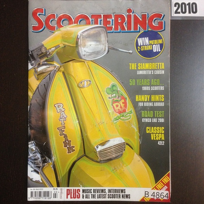 B4864　2010 「SCOOTERING」 ベスパ ランブレッタ  英国 旧車雑誌