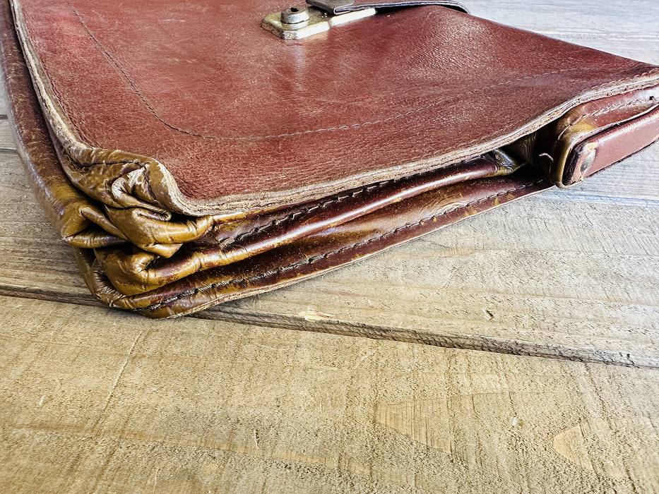 107581 ヴィンテージ  レザーブリーフケース　バッグ　