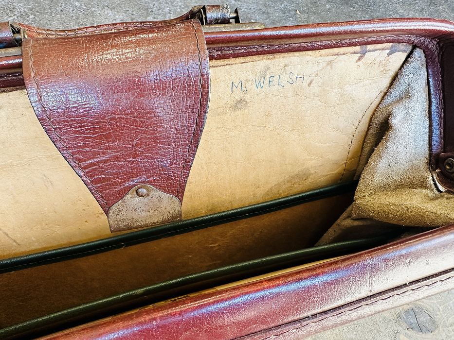 107581 ヴィンテージ  レザーブリーフケース　バッグ　