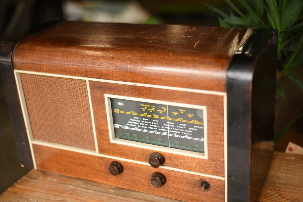 103703 UK ヴィンテージ　ラジオ　MADE IN ENGLAND 英国　