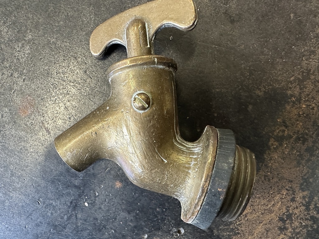 不明　108013 ヴィンテージ　ブラス製　蛇口　　英国 MADE IN ENGLAND