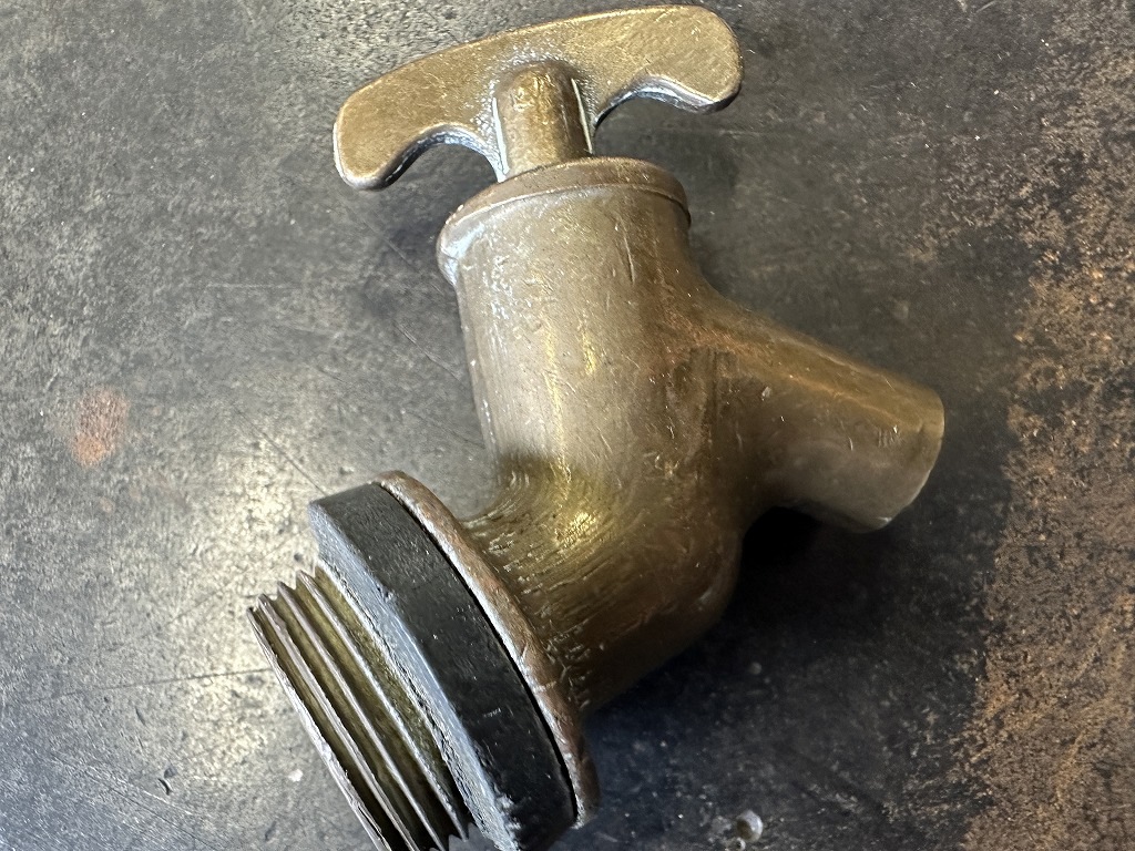 不明　108013 ヴィンテージ　ブラス製　蛇口　　英国 MADE IN ENGLAND