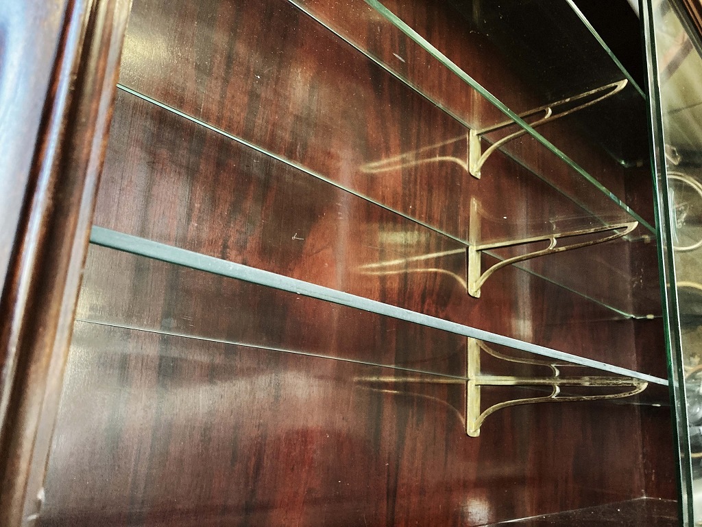 108408 販売及び長期リース店舗什器 英国製アンティーク 4段 ショーケース