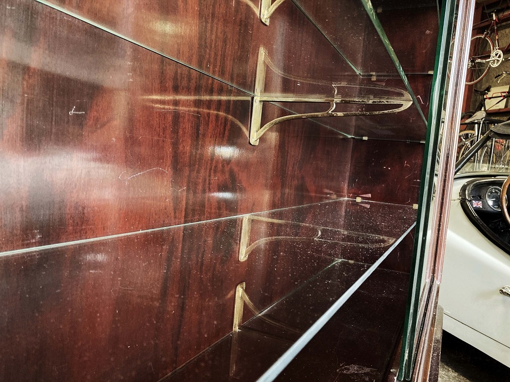 108408 販売及び長期リース店舗什器 英国製アンティーク 4段 ショーケース