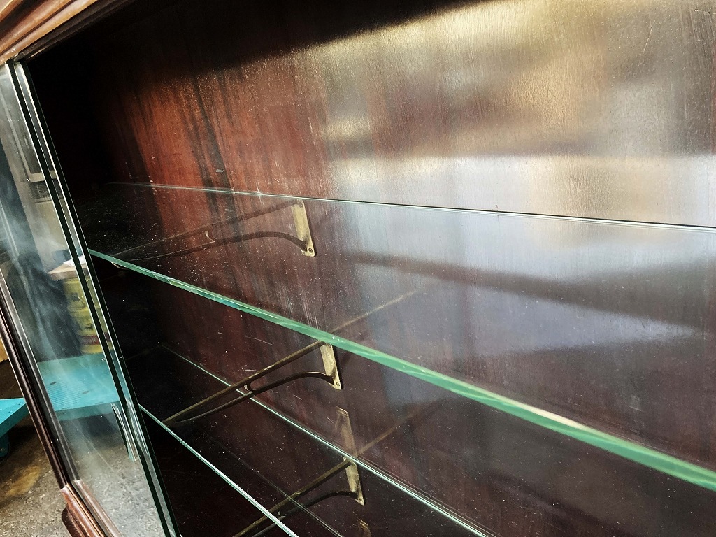 108408 販売及び長期リース店舗什器 英国製アンティーク 4段 ショーケース