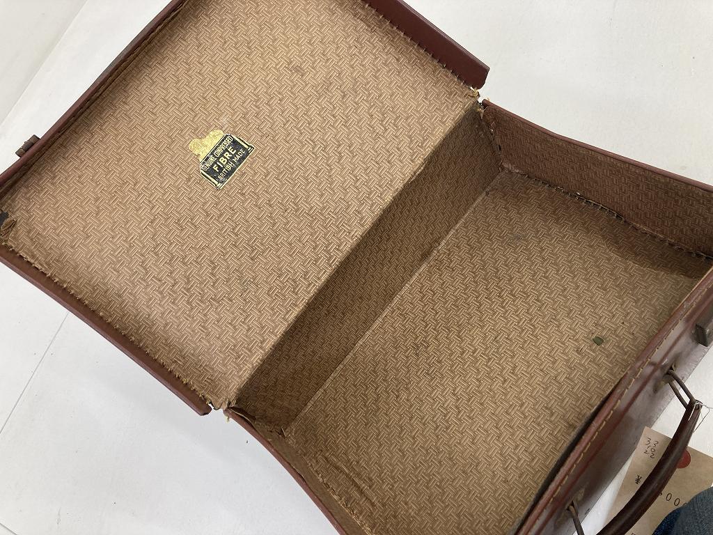 108473 ヴィンテージ トランクケース　GENUINE COMPRESSED FIBRE BRITISH MADE　ミニトランクケース 鞄　