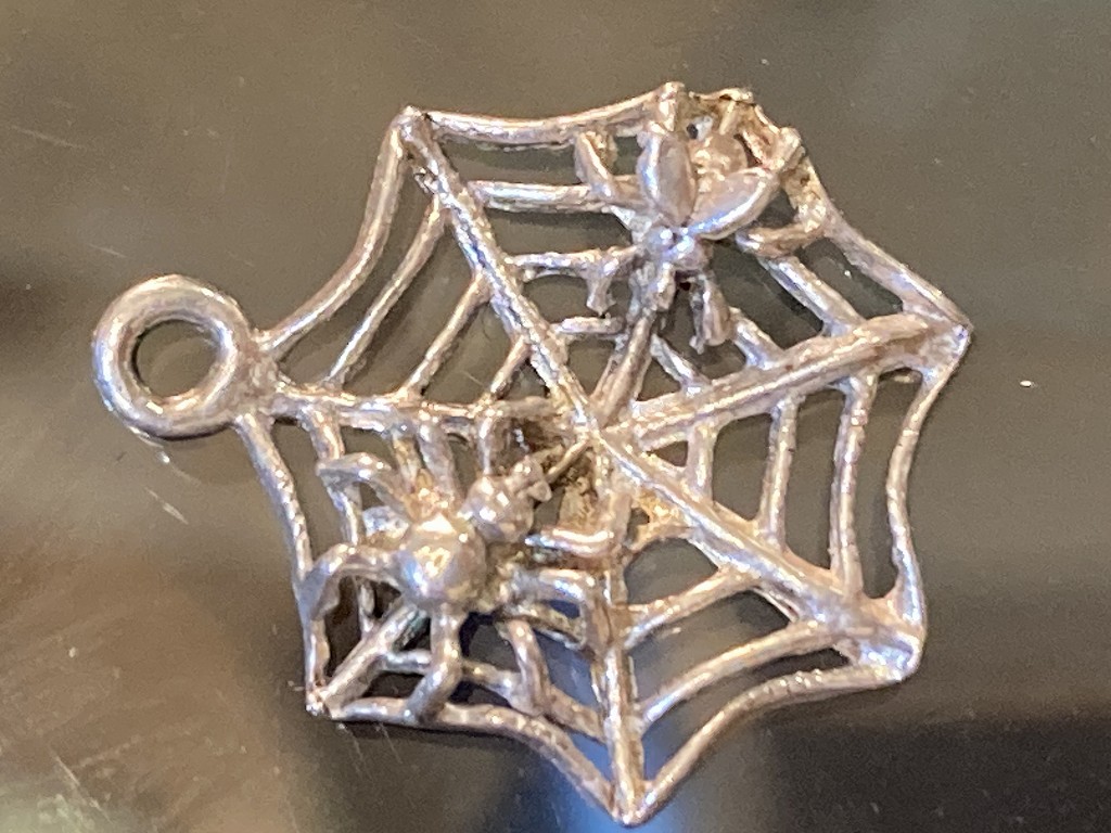 108678「SPIDER WEB」 925 SILVER  ジュエリー　MADE IN ENGLAND 