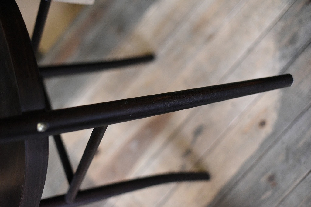 104840 USED TON CHAIR 中古