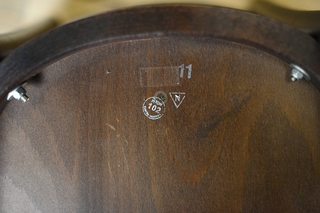 104840 USED TON CHAIR 中古