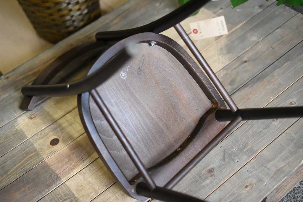104840 USED TON CHAIR 中古