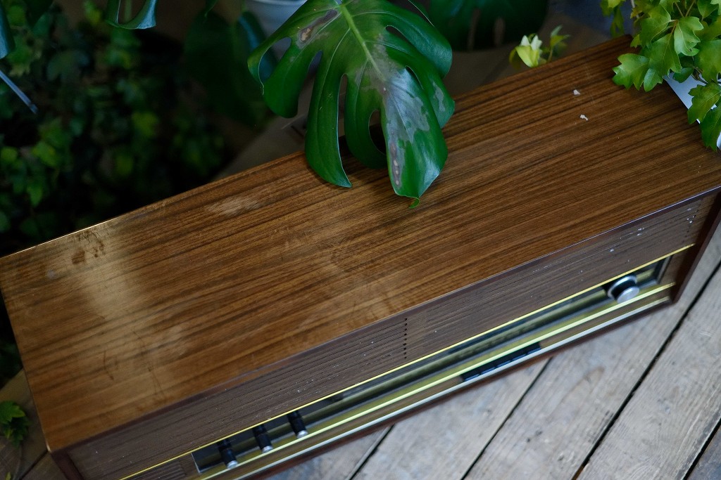 104910 ヴィンテージ　「RFT Korvette 8311」　ラジオ　ドイツ製 MADE IN GERMANY