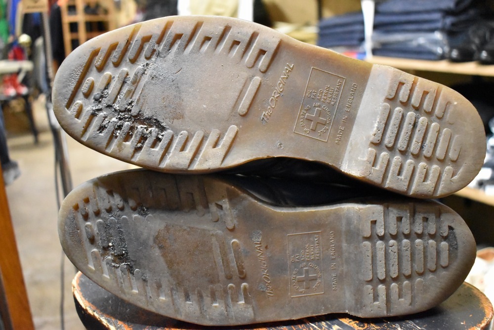 109072 ヴィンテージ シューズ「 ドクターマーチン」　Dr. Martens 3ホール MADE IN ENGLAND