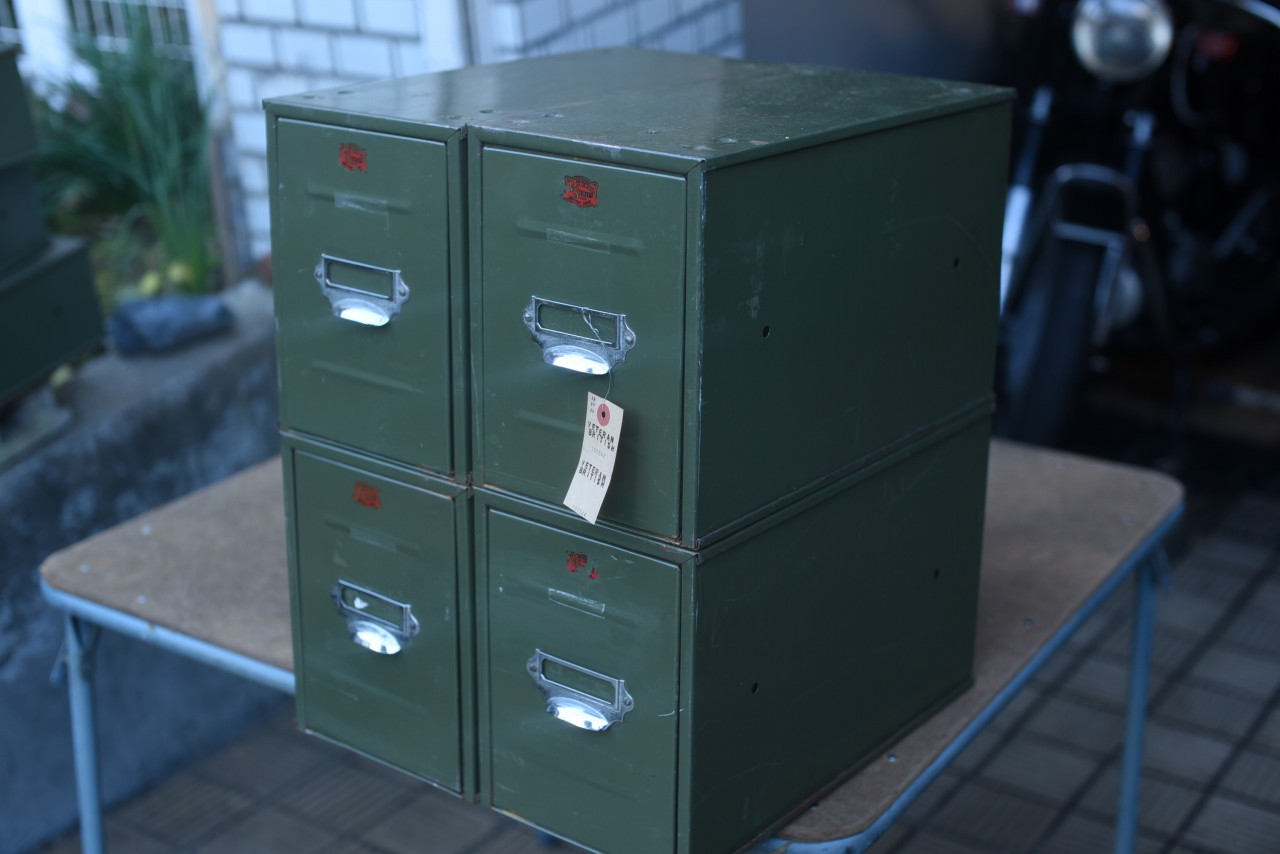 UK VETERAN SERIES BRITISH MADE インダストリアル スチールキャビネット 英国 101544