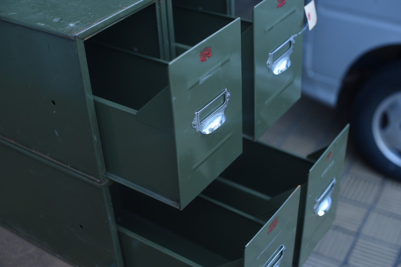 UK VETERAN SERIES BRITISH MADE インダストリアル スチールキャビネット 英国 101544