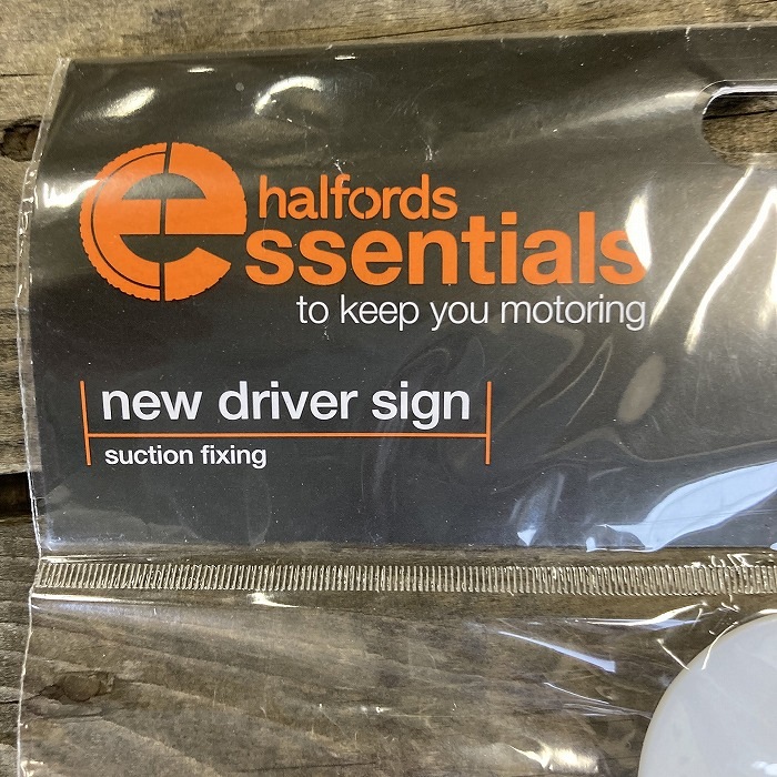 106303 英国　「Halfords」 ハルフォーズ プレート new driver sign ニュードライバーサインプレート