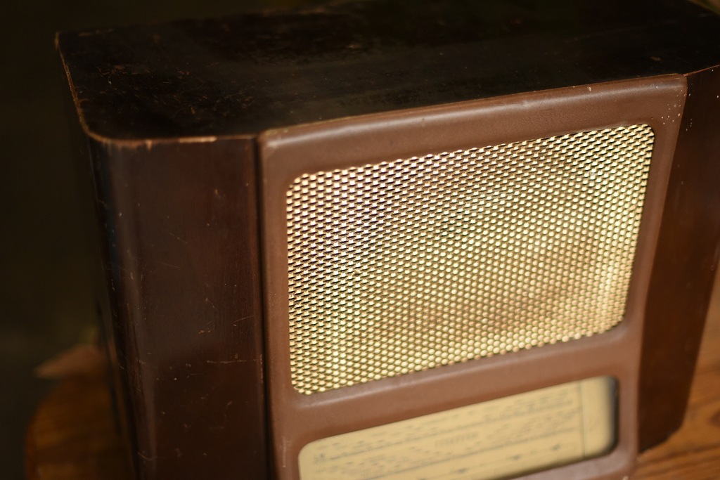 103702 UK　ヴィンテージ　「FERGUSON RADIO CORP LTD 207A」 ラジオ　MADE IN ENGLAND 英国　