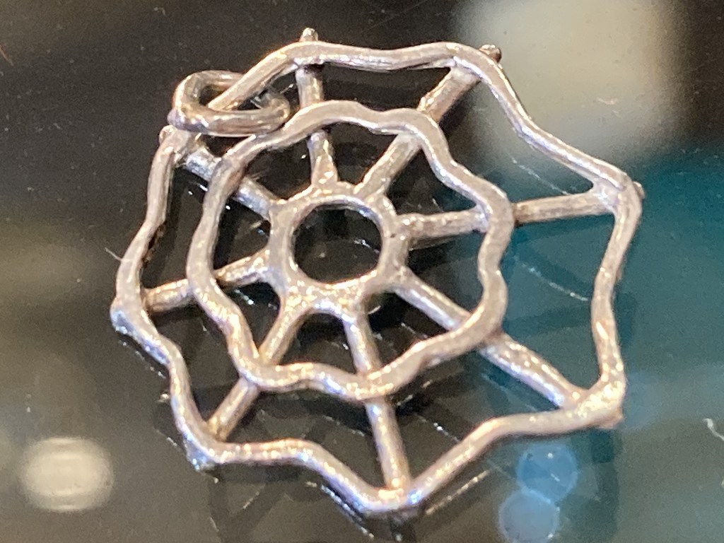 108684「SPIDER WEB」 925 SILVER  ジュエリー　MADE IN ENGLAND 