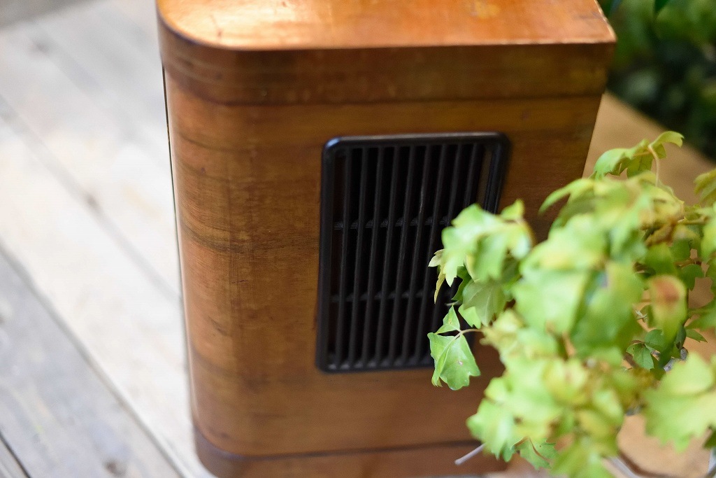 104916 ヴィンテージ　「RFT SUPER 8118/57」　ラジオ　ドイツ製 MADE IN GERMANY