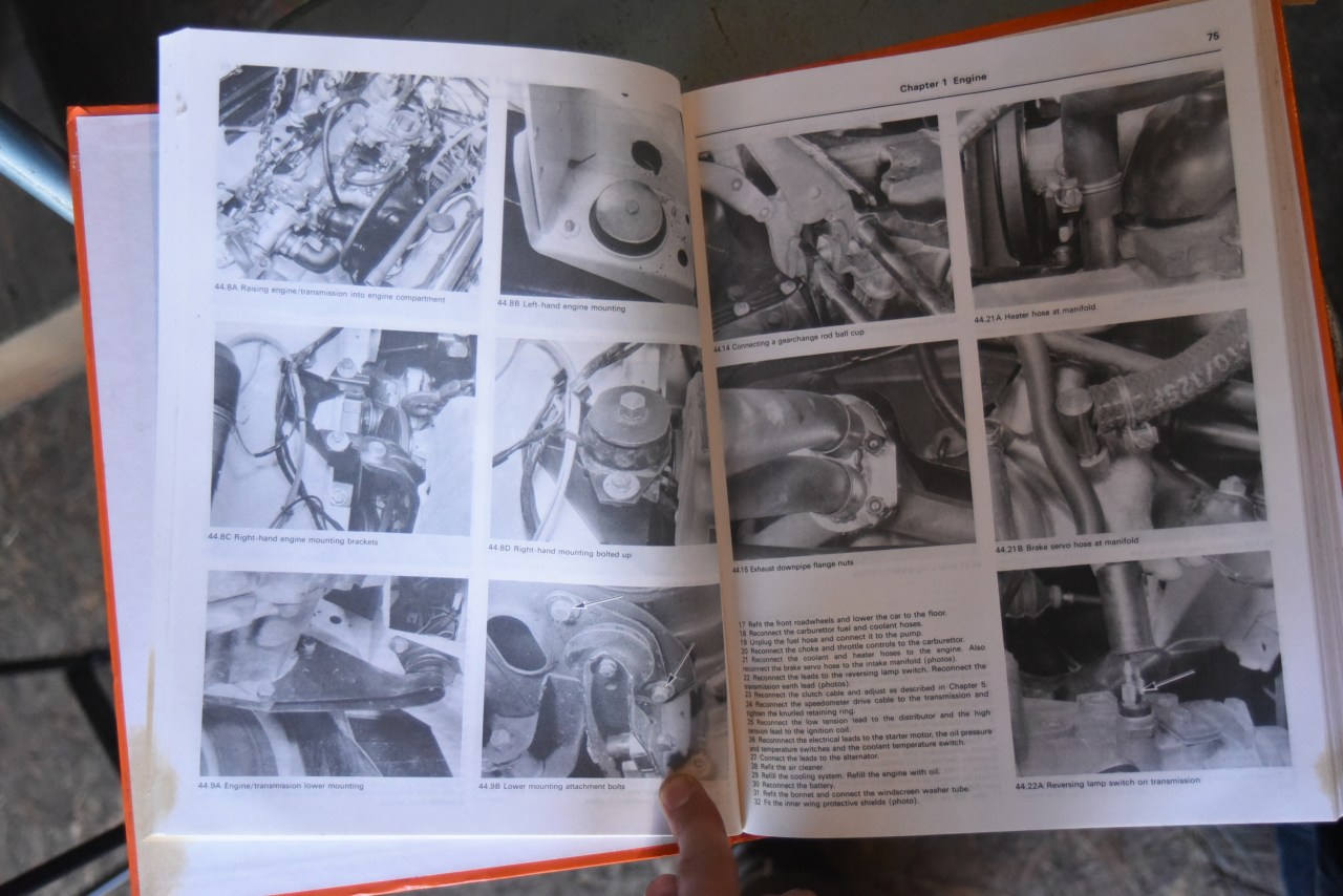 101917  洋書　フィアットマニュアル　Fiat Uno Manual By Haynes