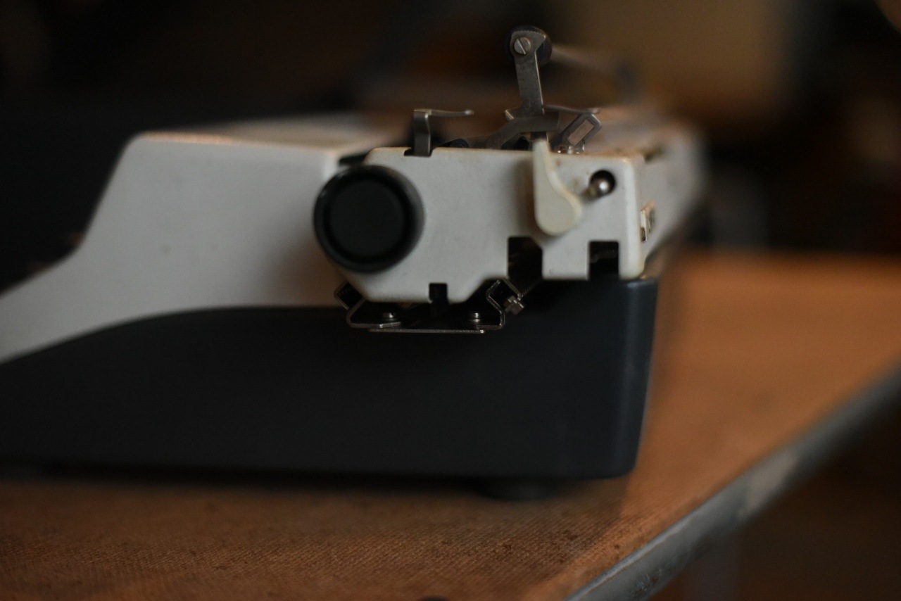 100063 ヴィンテージ タイプライター ドイツ製 「OLYMPIA」