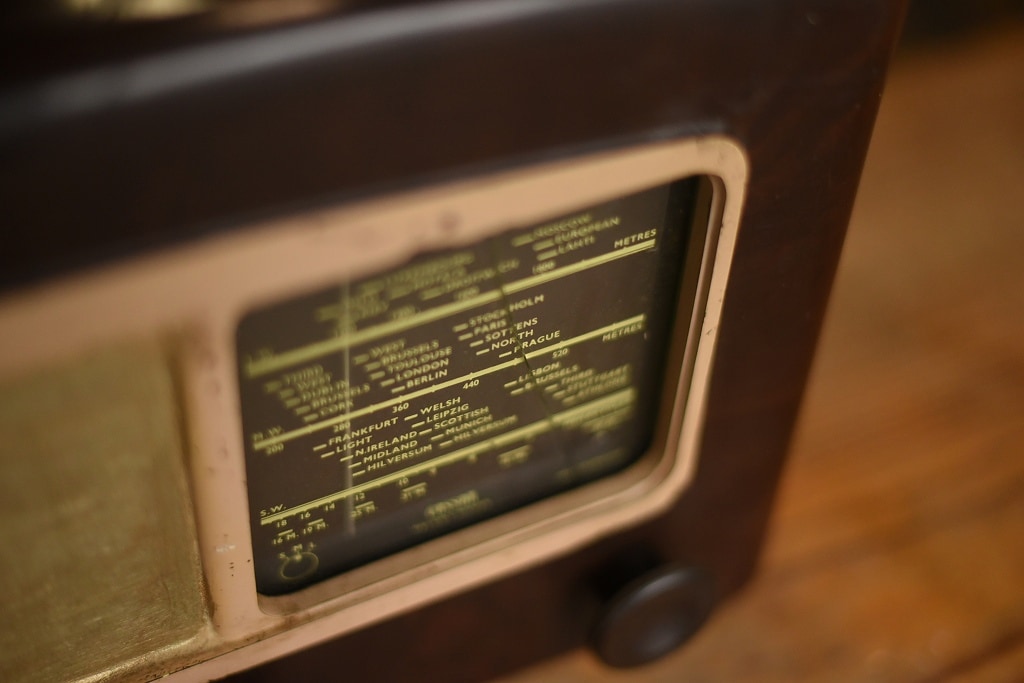 103699 UKヴィンテージ 「COSSOR」 ラジオ MADE IN ENGLAND 英国