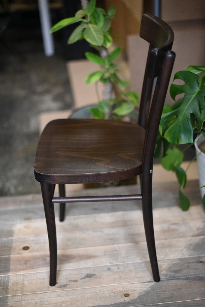 104609 USED TON CHAIR 中古
