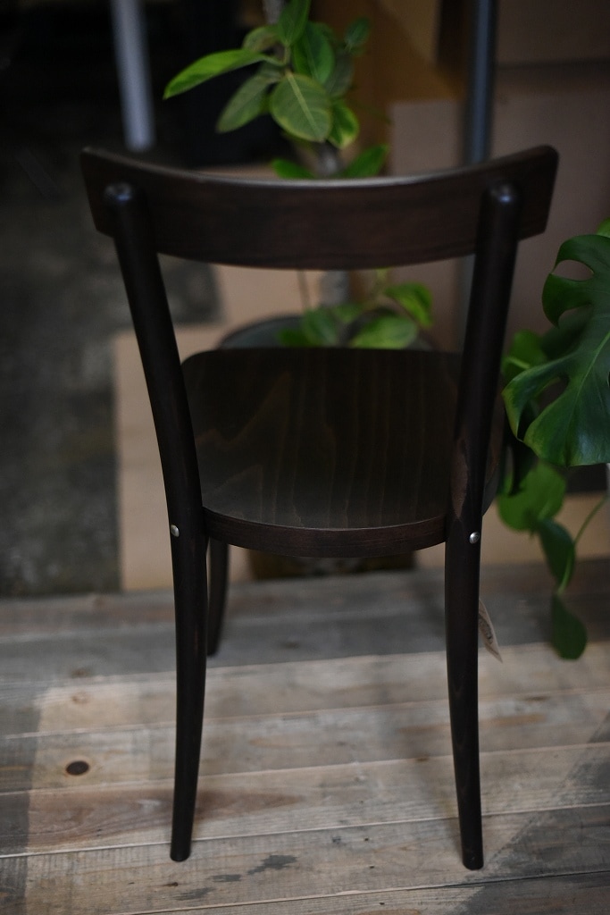 104609 USED TON CHAIR 中古