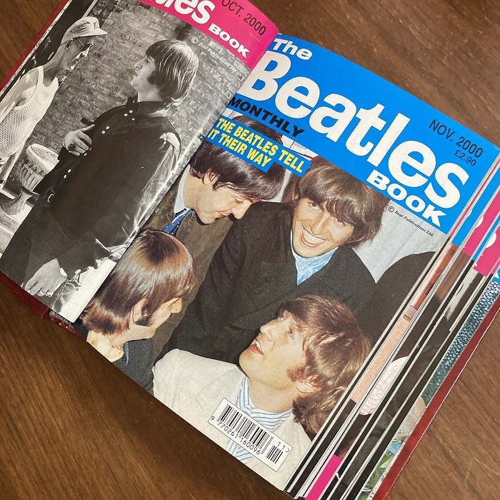 B3886 2000 2001 バインダー15冊セット 「The Beatles Book