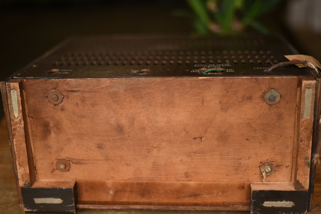 103701 UKヴィンテージ　「ULTRA」 ラジオ　MADE IN ENGLAND 英国　