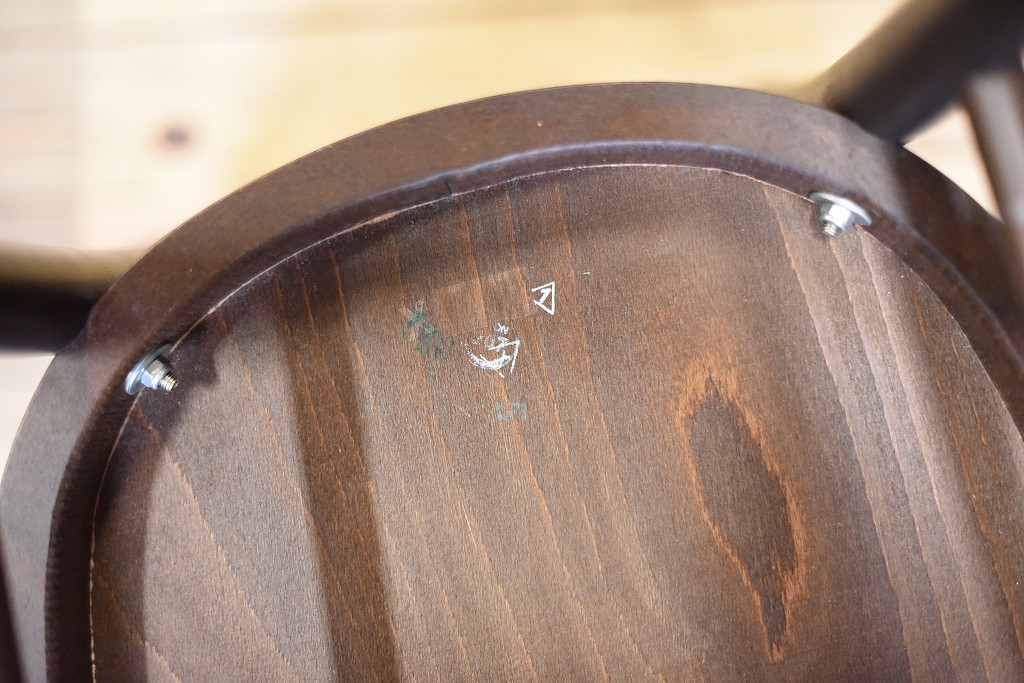 104602 USED TON CHAIR　中古